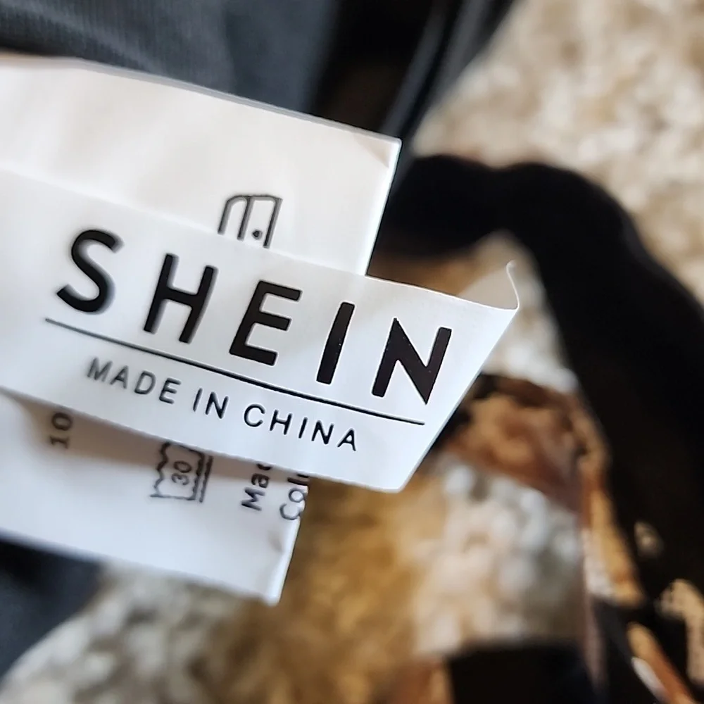 Shein Short Set - Picture 3 of 8